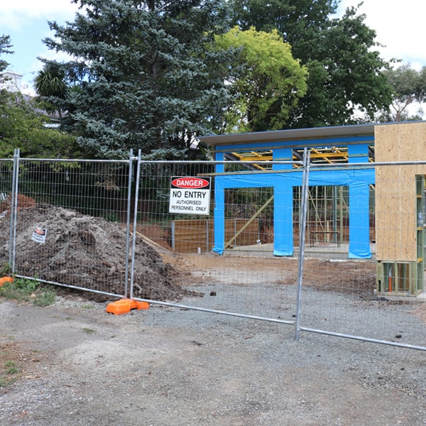 do you deliver and set up temporary fencing and what's the cost for these services in Foxboro